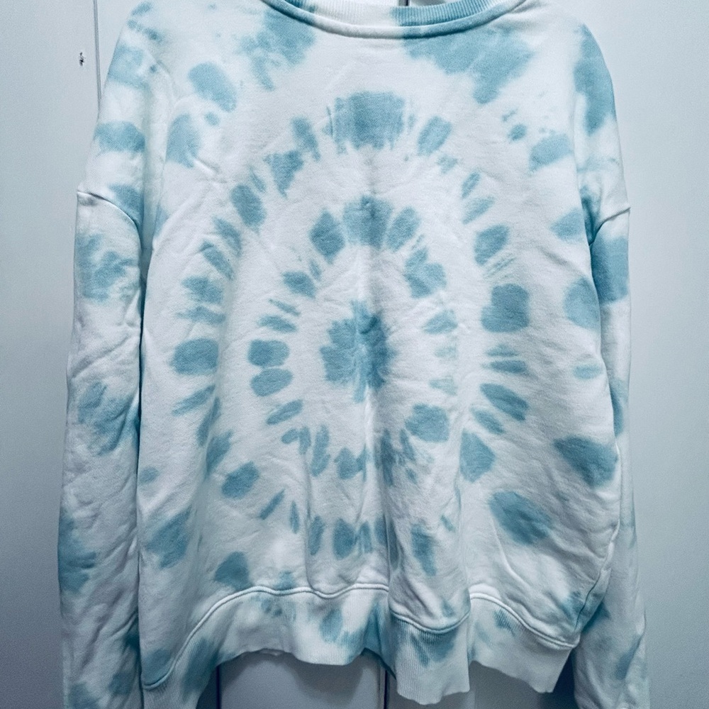 Time and Tru Blue Tie-Dye Sweatshirt